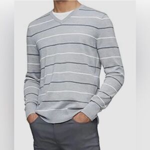 Calvin Klein Men's Gray Striped Wool Sweater. Size XL
